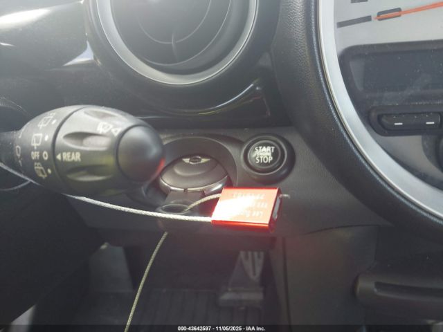2011 MINI COOPER S WMWSV3C59BTY11796 Photo 10