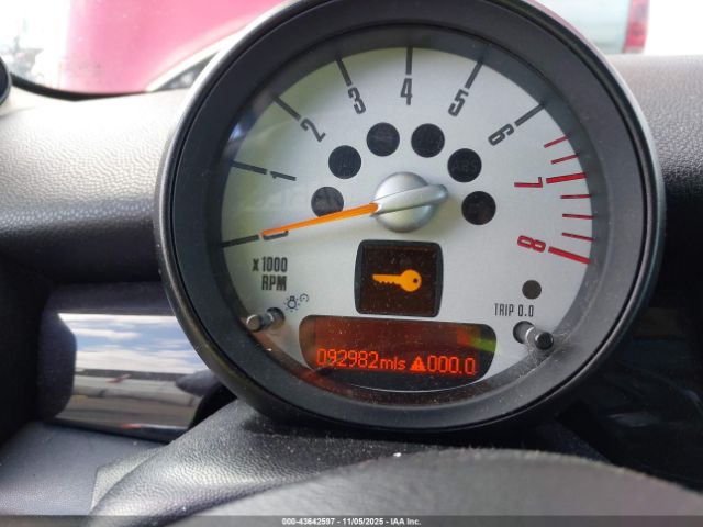 2011 MINI COOPER S WMWSV3C59BTY11796 Photo 6