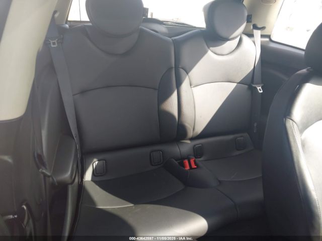 2011 MINI COOPER S WMWSV3C59BTY11796 Photo 7