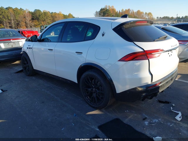 Maserati Grecale Modena 2025 ZN6PMDBA9S7461190 Image 3