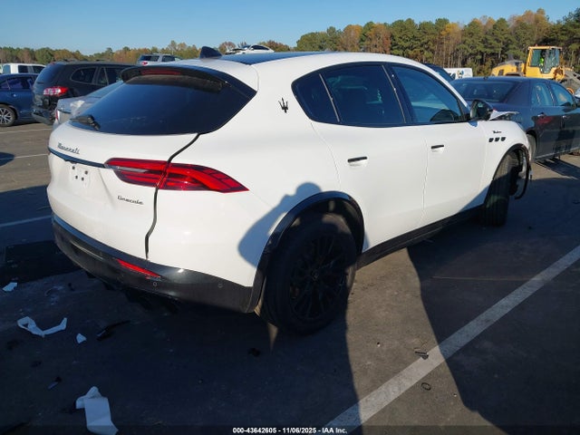 Maserati Grecale Modena 2025 ZN6PMDBA9S7461190 Image 4