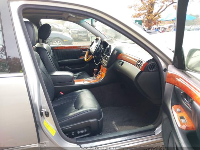 2004 LEXUS LS 430 JTHBN36F640167443 Photo 4