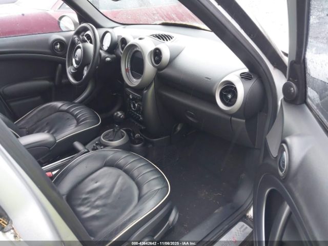 2011 MINI COOPER S COUNTRYMAN WMWZC5C5XBWL53846 Photo 4