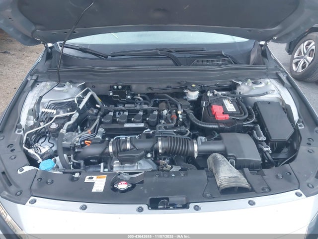 1HGCV1F17JA265077 Honda ACCORD LX