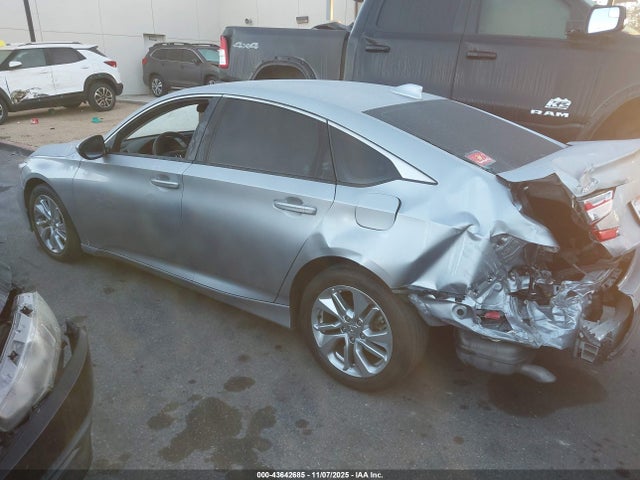 1HGCV1F17JA265077 Honda ACCORD LX