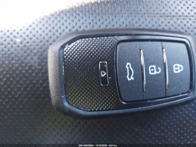 2017 LINCOLN MKZ HYBRID 3LN6L5MU0HR602531 Photo 10