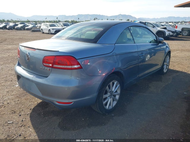 2015 VOLKSWAGEN EOS WVWBW8AH3FV000421 Photo 3