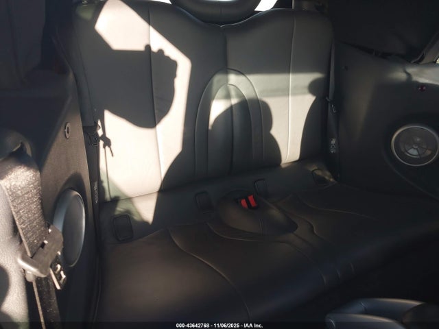 2006 MINI COOPER S WMWRH33516TF87390 Photo 7