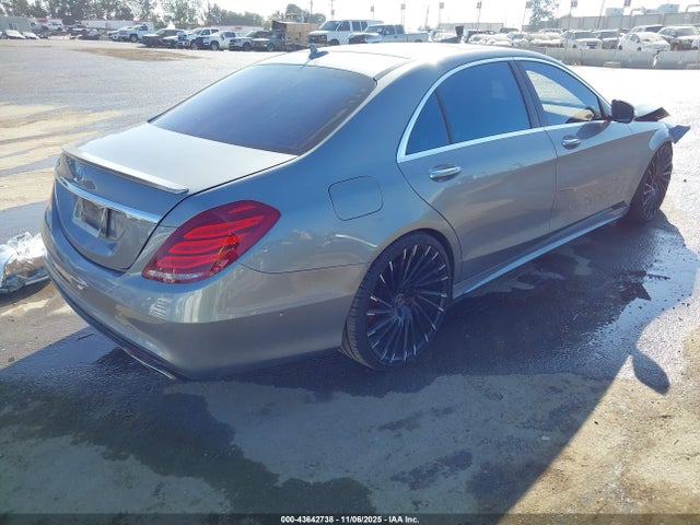 WDDUG8CB0EA062871 Mercedes-Benz S 550