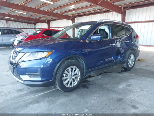 5N1AT2MT4JC706945 Nissan ROGUE SV