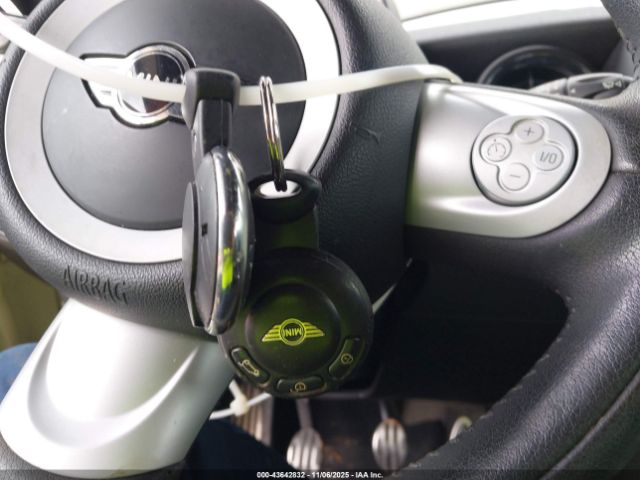 2008 MINI COOPER S CLUBMAN WMWMM33508TP71371 Photo 10