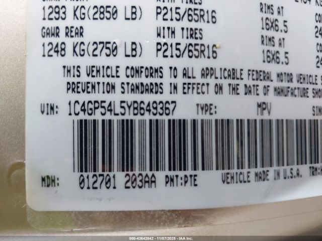 2000 CHRYSLER TOWN & COUNTRY 1C4GP54L5YB649367 Photo 8