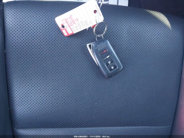 2017 LEXUS IS 200T JTHBA1D25H5045553 Photo 10