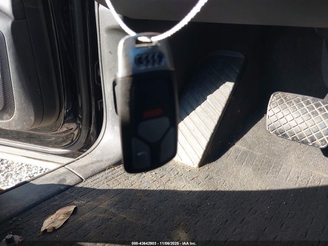 2017 AUDI Q7 WA1LAAF79HD036322 Photo 10