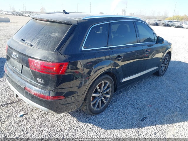 2017 AUDI Q7 WA1LAAF79HD036322 Photo 3