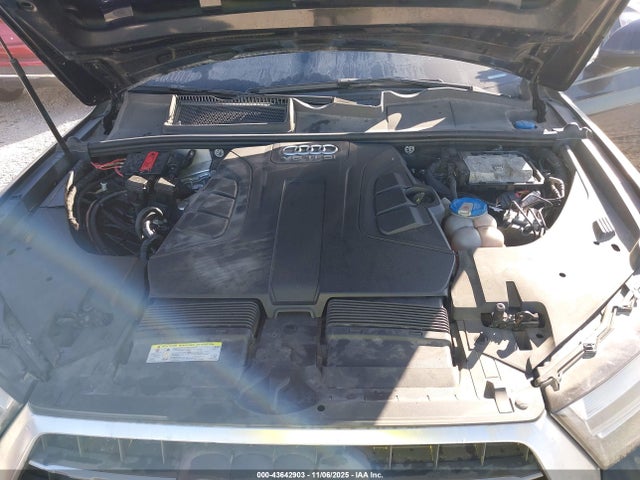 2017 AUDI Q7 WA1LAAF79HD036322 Photo 5