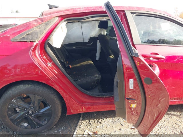 KMHLM4AG8NU343896 Hyundai ELANTRA SEL