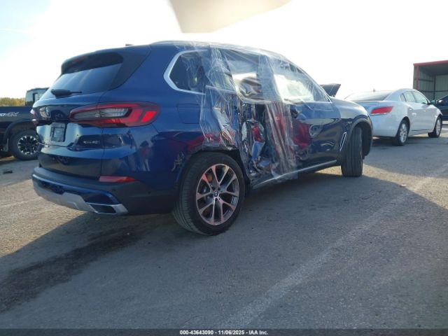 2022 BMW X5 5UXCR6C05N9J71491 Photo 3