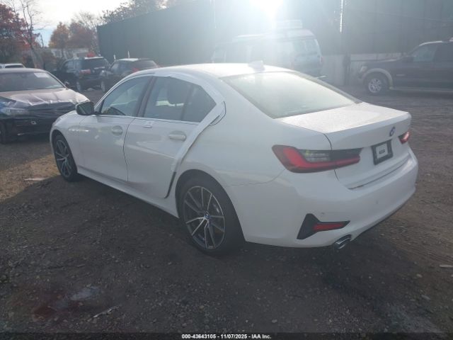 2022 BMW 330I 3MW5R7J09N8C65402 Photo 2