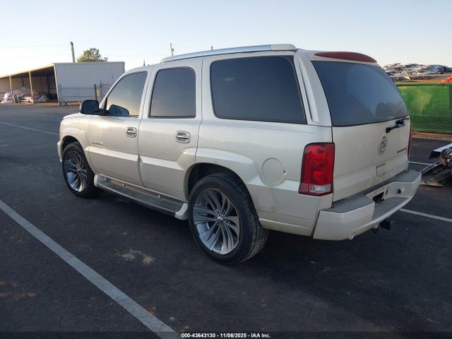2004 CADILLAC ESCALADE 1GYEK63N94R278305 Photo 2
