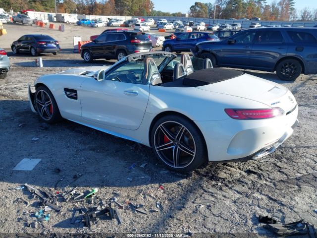 2018 MERCEDES-BENZ AMG GT C WDDYK8AA5JA019440 Photo 2