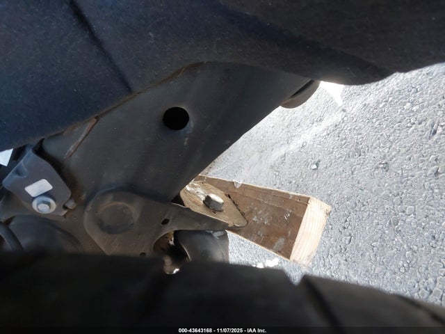 3GCPYFED1LG327075 Chevrolet Silverado 1500 4wd Short Bed Lt Trail Boss