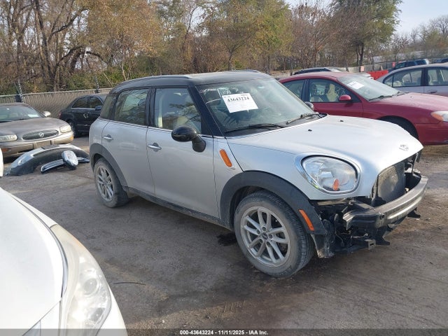 2015 MINI COUNTRYMAN WMWZB3C53FWR45795 Photo 0