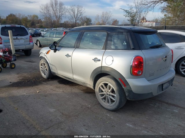 2015 MINI COUNTRYMAN WMWZB3C53FWR45795 Photo 2