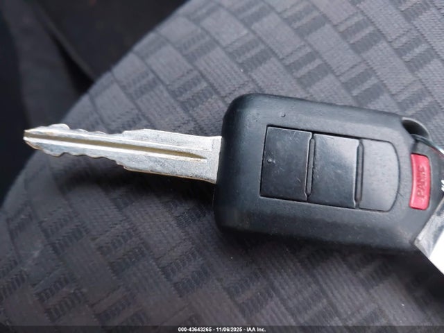 2018 MITSUBISHI MIRAGE ML32A3HJ0JH009422 Photo 10