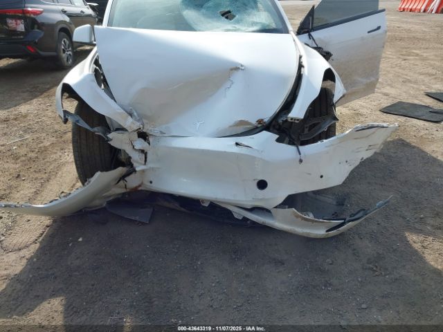2021 TESLA MODEL Y 5YJYGDEF3MF197126 Photo 5