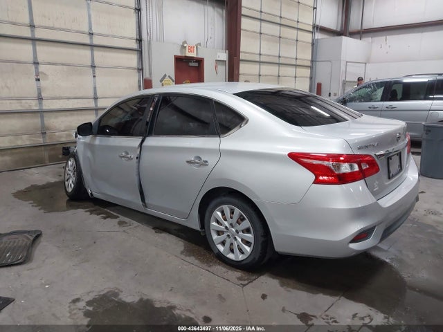 2018 Nissan Sentra S მანქანა იყიდება აუქციონზე, vin: 3N1AB7AP6JY247875, აუქციონის ნომერი: 43643497