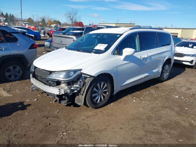 2018 CHRYSLER PACIFICA 2C4RC1EG0JR228226 Photo 1