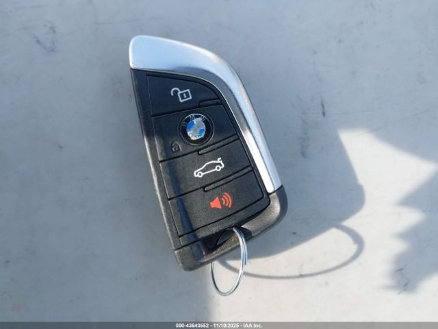 2019 BMW X3 5UXTR9C55KLP93892 Photo 10