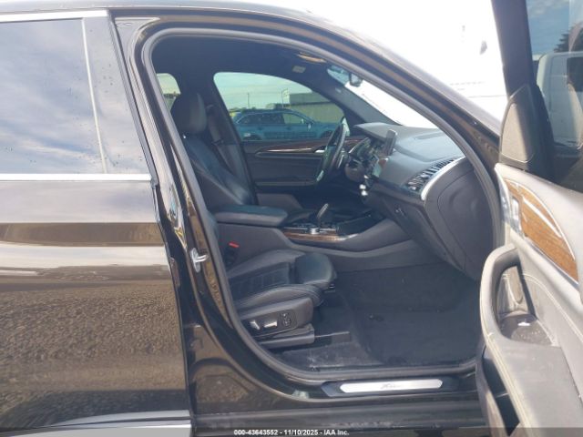 2019 BMW X3 5UXTR9C55KLP93892 Photo 4