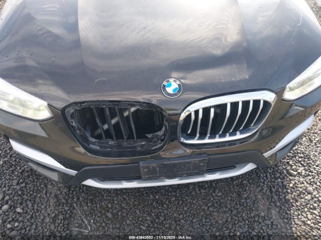 2019 BMW X3 5UXTR9C55KLP93892 Photo 5