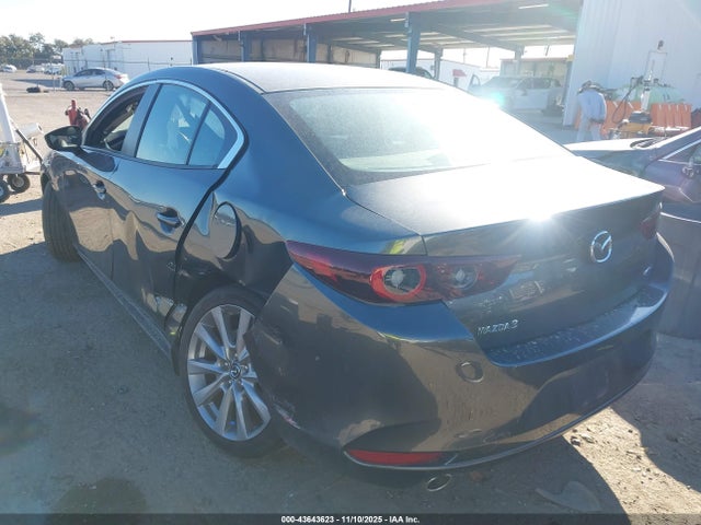 2023 MAZDA MAZDA3 3MZBPACM3PM361462 Photo 2