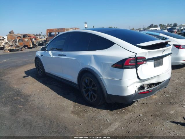2022 TESLA MODEL X 7SAXCAE54NF362277 Photo 2