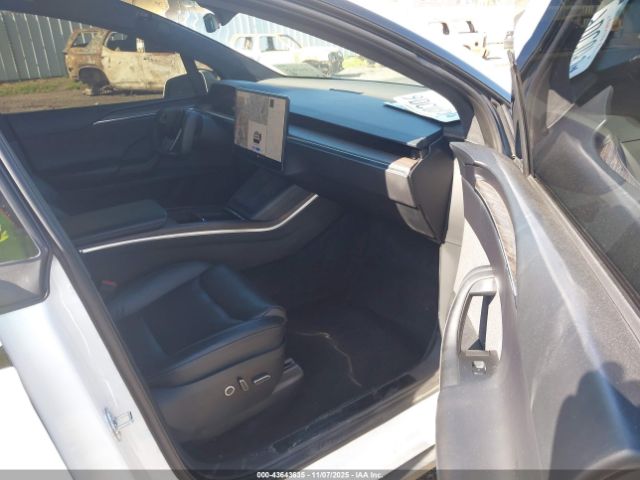 2022 TESLA MODEL X 7SAXCAE54NF362277 Photo 4