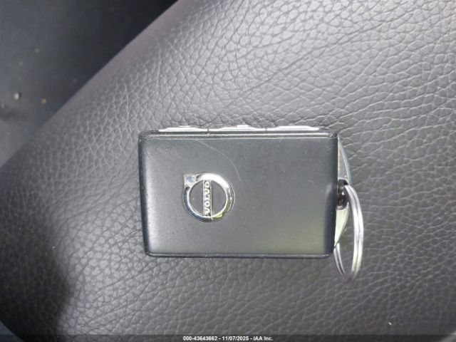 2020 VOLVO XC60 YV4A22RK7L1410322 Photo 10