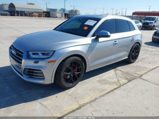 2018 AUDI SQ5 WA1A4AFY2J2135993 Photo 1
