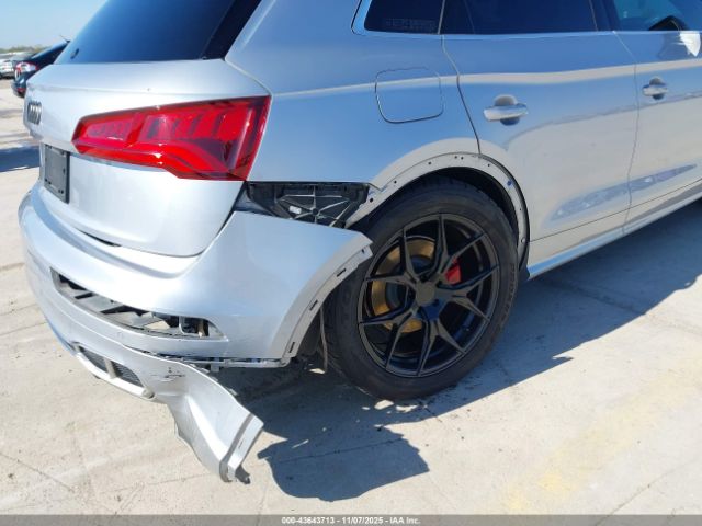 2018 AUDI SQ5 WA1A4AFY2J2135993 Photo 5
