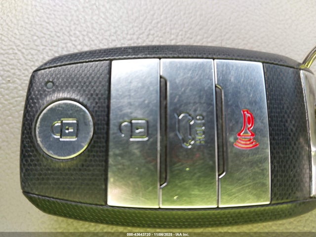 2018 KIA SORENTO 5XYPH4A53JG407637 Photo 10