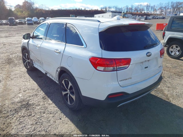 2018 KIA SORENTO 5XYPH4A53JG407637 Photo 2
