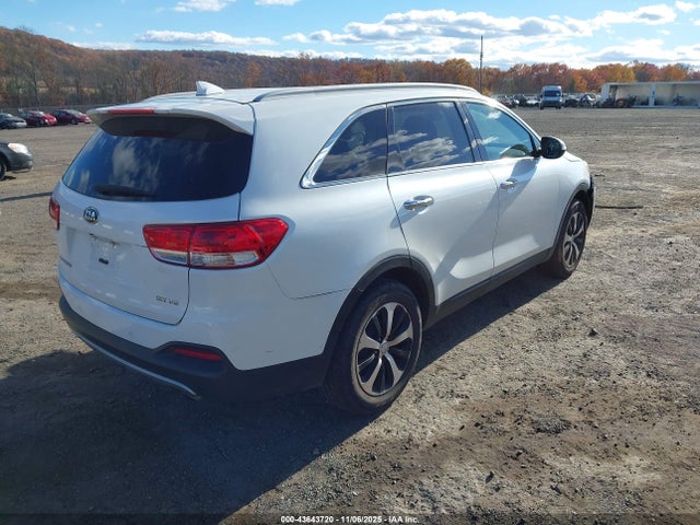 2018 KIA SORENTO 5XYPH4A53JG407637 Photo 3
