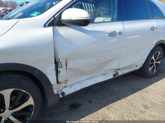2018 KIA SORENTO 5XYPH4A53JG407637 Photo 5
