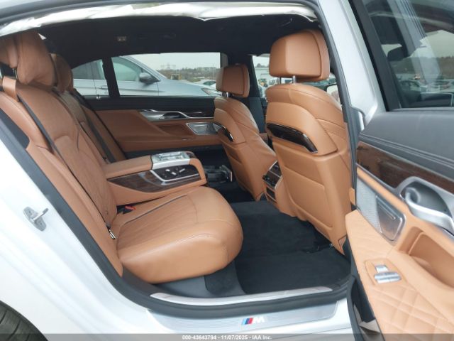 2022 BMW 750 WBA7U2C09NCH60573 Photo 7