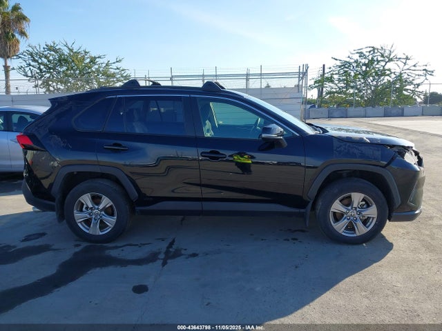 JTMMWRFV7RD219101 Toyota Rav4 Hybrid Le