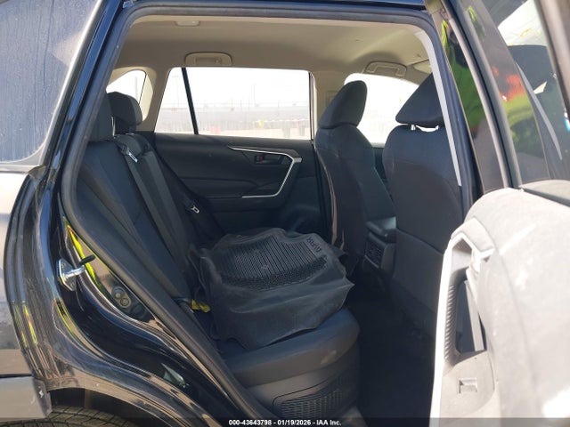 JTMMWRFV7RD219101 Toyota Rav4 Hybrid Le