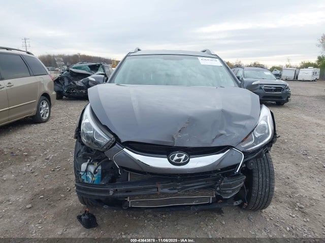 KM8JUCAGXFU000011 Hyundai Tucson Limited