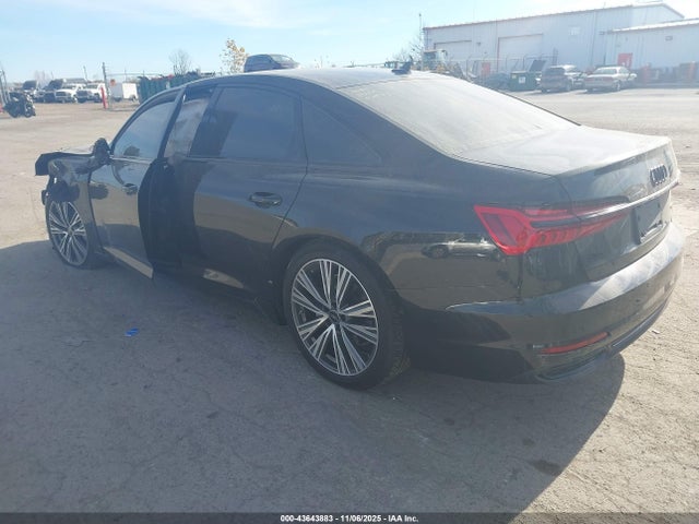 2022 AUDI A6 WAUE3BF23NN062050 Photo 2